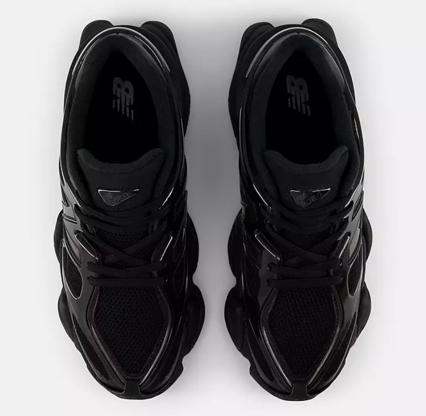 New Balance 9060 All Black